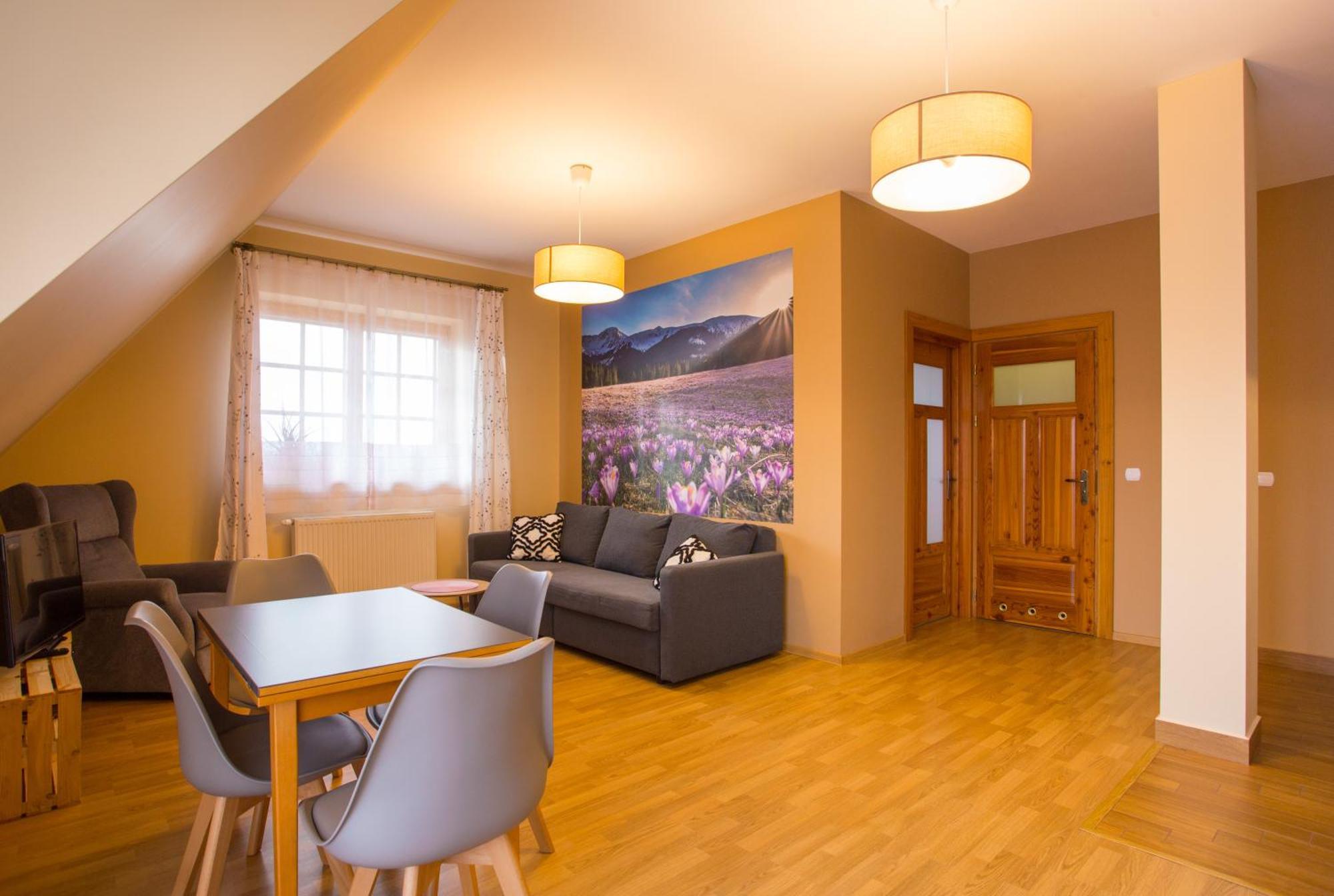 Koslowka Apartment